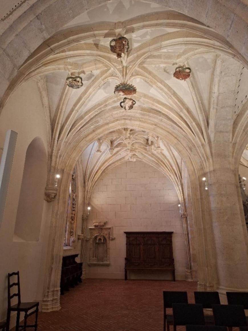 Hängeschlusssteine mit Evangelistensymbolen